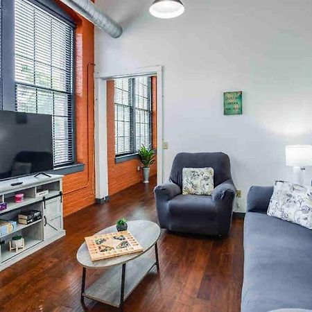 Ferienwohnung Ny Style Centric Loft With King Bed By Park Av. Rochester Exterior foto